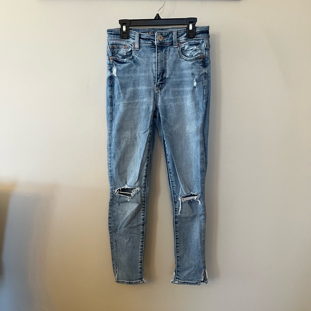 American Eagle High-Rise Super Stretch Distressed Skinny Jeans